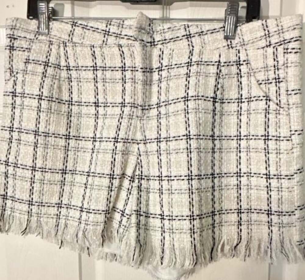Tweed Fringe Trim Plaid Shorts